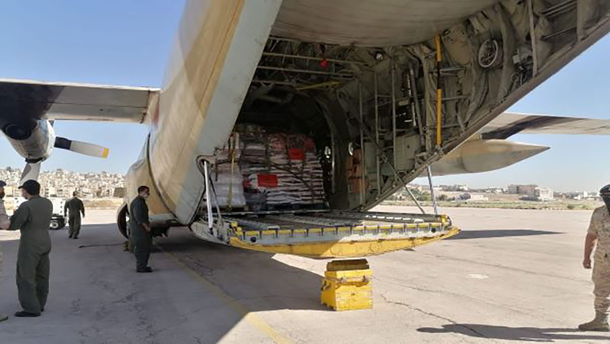 وصول طائرتين مغربيتين محملتين بمساعدات إنسانية عاجلة موجهة بتعليمات ملكية سامية للشعب الفلسطيني缩略图