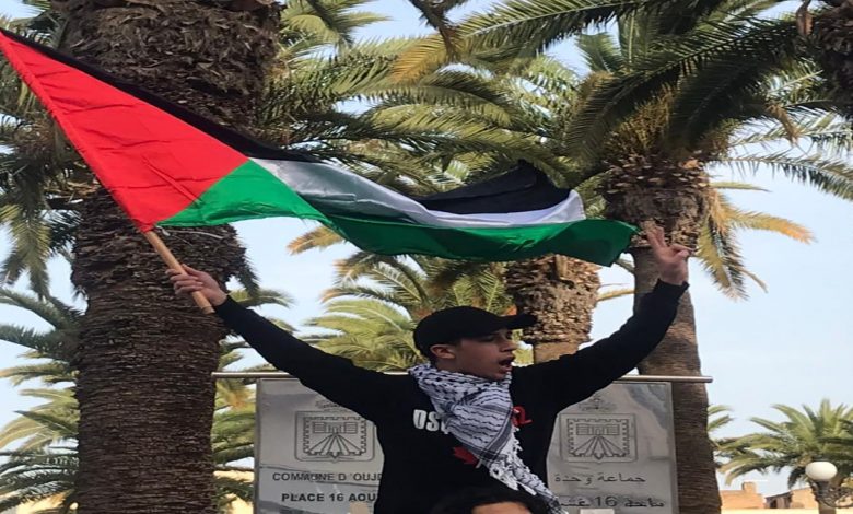 ساكنة وجدة تنتصر للمقاومة الفلسطينية -فيديو-缩略图 ساكنة وجدة تنتصر للمقاومة الفلسطينية -فيديو-缩略图