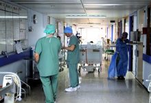 هيئة الطبيبات والأطباء تستغرب إقصائها من مناقشة مشروع قانون المهنة缩略图 هيئة الطبيبات والأطباء تستغرب إقصائها من مناقشة مشروع قانون المهنة缩略图