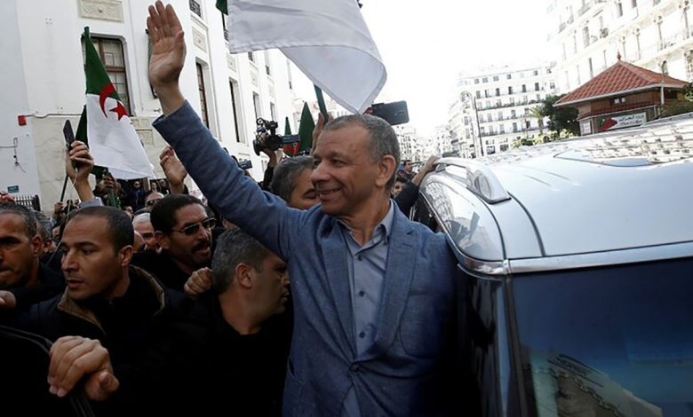 رئيس حزب جزائري يتحدث عن “فياغرا التنشيط السياسي”缩略图 رئيس حزب جزائري يتحدث عن “فياغرا التنشيط السياسي”缩略图