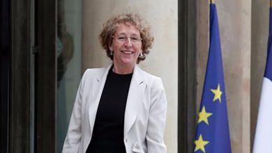 فرنسا .. تقديم إثبات تلقي لقاح “كورونا” أو الطرد من الوظيفة缩略图 وزيرة العمل الفرنسية