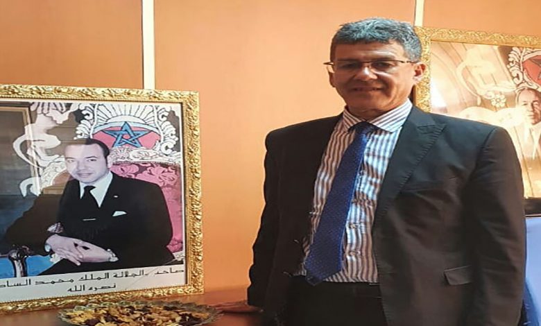 تهنئة مدير غرفة الصناعة التقليدية بوجدة السيد عبد الناصر بودشيش لمنحه وسام ملكي缩略图 تهنئة مدير غرفة الصناعة التقليدية بوجدة السيد عبد الناصر بودشيش لمنحه وسام ملكي缩略图