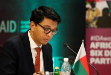 نجاة رئيس مدغشقر من محاولة اغتيال缩略图 الرئيس أندريه راغولينا