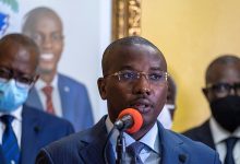 واشنطن بوست”: رئيس وزراء هايتي المؤقت يوافق على التنحي缩略图 رئيس وزراء هايتي المؤقت يوافق على التنحي