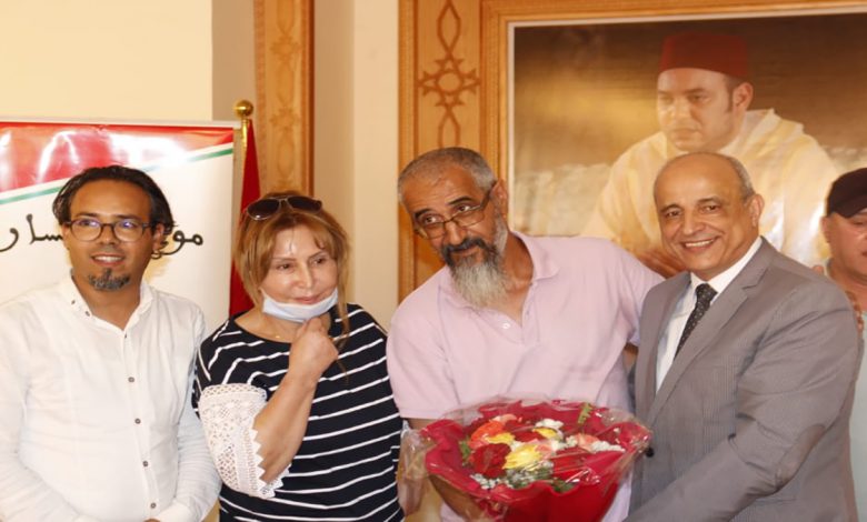 تقنيات إعداد و تصوير التقرير الصحفي السمعي البصري… موضوع ندوة بوجدة缩略图 تقنيات إعداد و تصوير التقرير الصحفي السمعي البصري