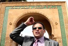 مفسدين وناهبين للمال العام