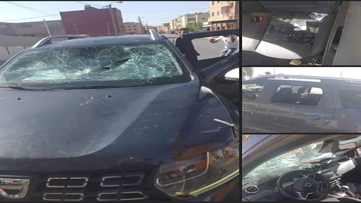 الكتاب يهاجم الوردة