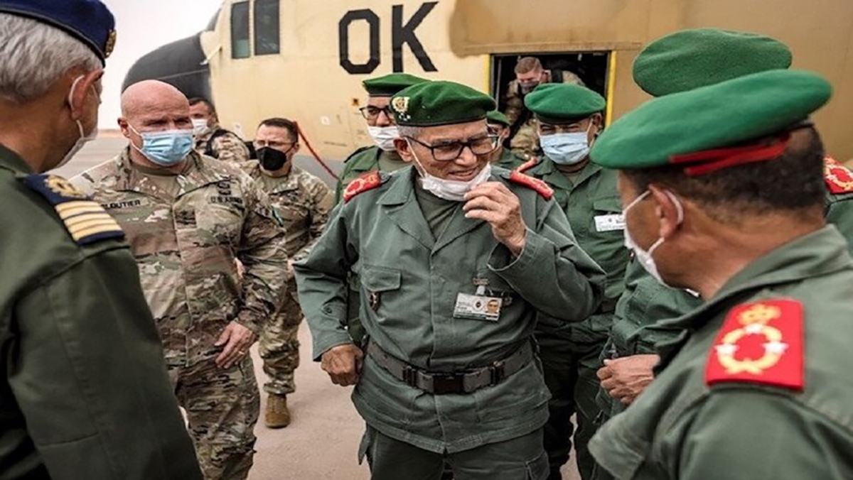 الملك يعين الجنرال دو كور دارمي بلخير الفاروق في منصب ثاني أرفع منصب عسكري بالمغرب.. قادما من “الأسد الإفريقي”缩略图