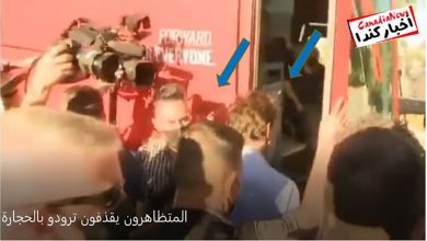 كندا.. متظاهر يرشق “ترودو” بالحجارة، والشرطة توجه له تهمة الاعتداء المسلح缩略图 كندا.. متظاهر يرشق “ترودو” بالحجارة، والشرطة توجه له تهمة الاعتداء المسلح缩略图
