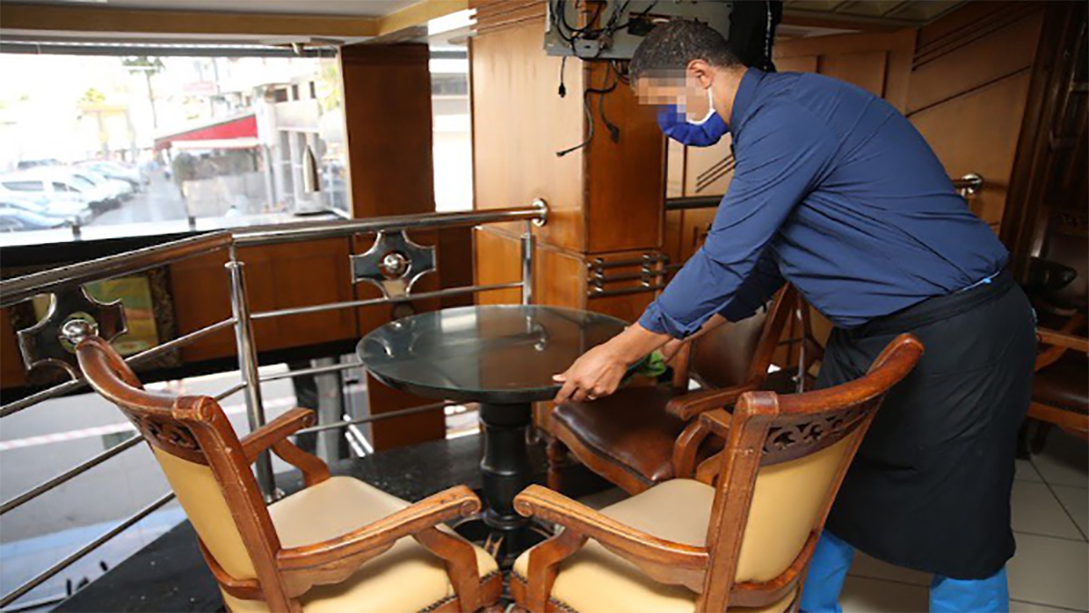 مهنيو المقاهي والمطاعم يطالبون أخنوش بِضم ملفهم إلى البرنامج الحكومي缩略图