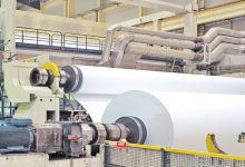 إنتاج الورق .. صناعة في تطور مستمر وسط دعوات لإيجاد بدائل أكثر رحمة واستدامة للبيئة缩略图