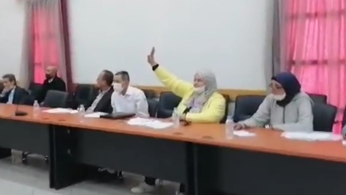 تهديدات لمستشارة استقلالية بأغلبية مجلس الجماعة والشكاية في شباك نزار بركة缩略图