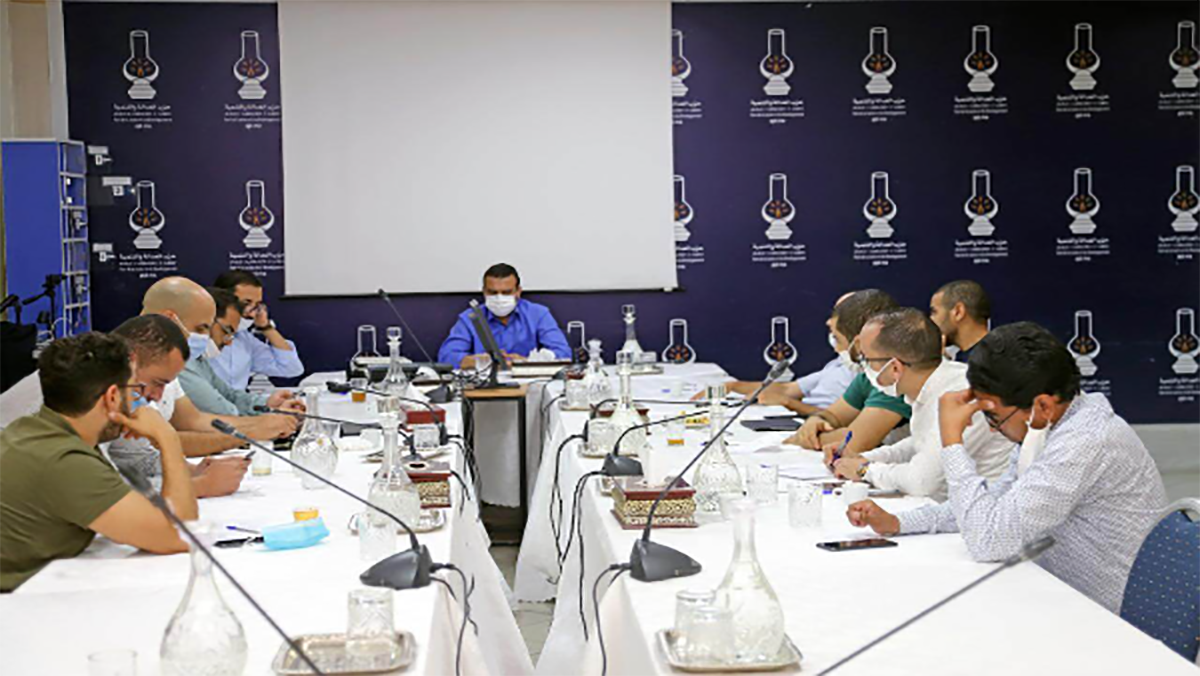 شبيبة “البيجيدي” ترفض مقاعد الحزب في المستشارين缩略图