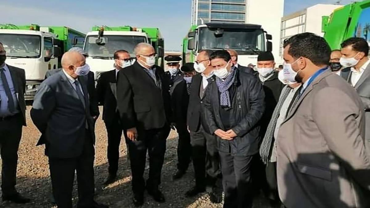 والي جهة الشرق وعمال النظافة ينوهون بالادارة المركزية لشركة sos缩略图