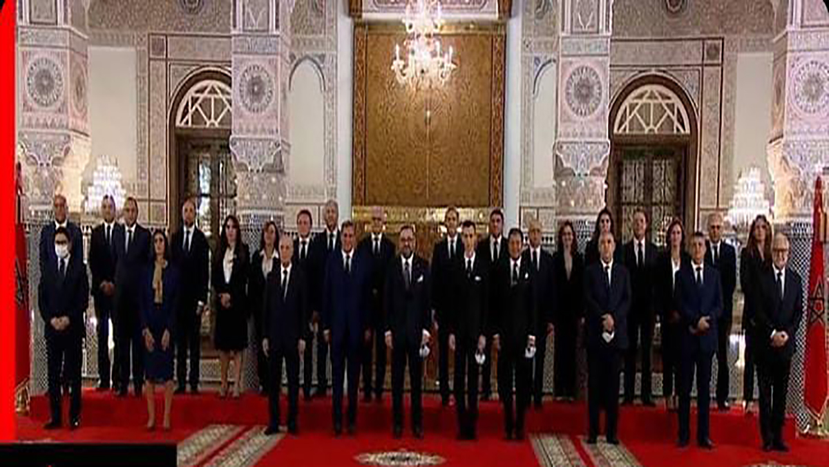 جلالة الملك يترأس مراسم تعيين أعضاء الحكومة الجديدة缩略图