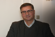 يونس مجاهد: إعلام الحرب الإسباني缩略图 يونس مجاهد: إعلام الحرب الإسباني缩略图