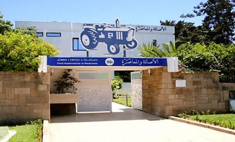 “البام” يجمد عضوية ثلاثة منتخبين بطنجة لعدم انضباطهم لقرارات الحزب缩略图 “البام” يجمد عضوية ثلاثة منتخبين بطنجة لعدم انضباطهم لقرارات الحزب缩略图