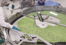 روسيا تواصل مساعيها لإقناع المغرب بالشروع في تصنيع وبيع لقاحها缩略图 روسيا تواصل مساعيها لإقناع المغرب بالشروع في تصنيع وبيع لقاحها缩略图