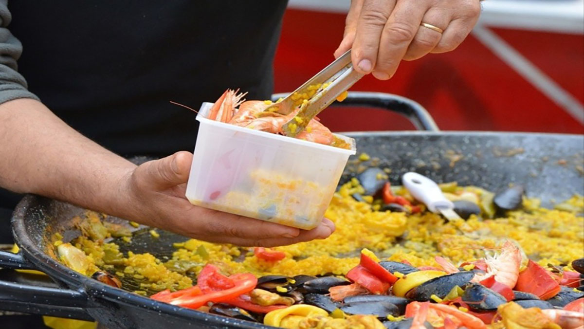 “عـصـامــيــو كـورونــا ” يــبـتـكرون طـَـعـام َ الأزمــات ْ.. كـُـلْ مــا تَــشــاءُ .. وادْفَـــعْ مــا تُــريــــدُ !؟缩略图