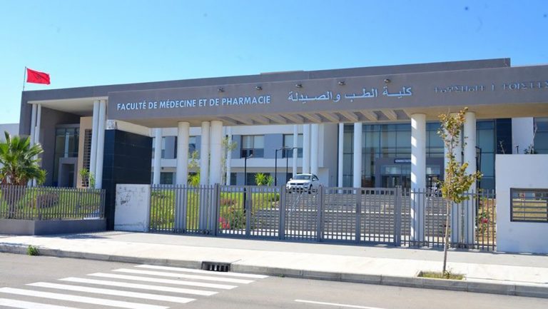 شبكة كليات الطب والصيدلة وطب الأسنان… توقيت ميسر ومجانية راسخة