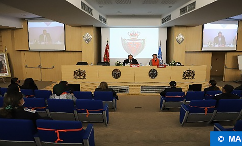 الدخيسي: الأمن الوطني منخرط بحزم في مكافحة العنف الممارس ضد النساء缩略图 الدخيسي: الأمن الوطني منخرط بحزم في مكافحة العنف الممارس ضد النساء缩略图
