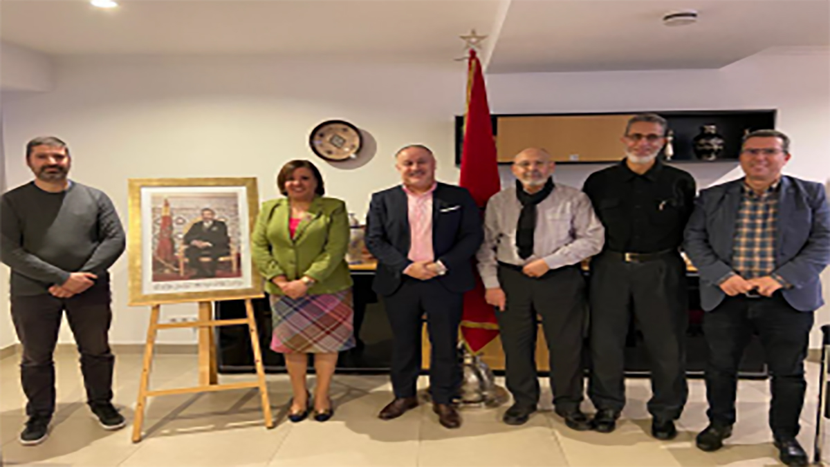 ألمانيا : القنصل العام بمدينة فرانكفورت تستقبل رئيس اتحاد المساجد المالكية لتدارس مستقبل الاتحاد缩略图