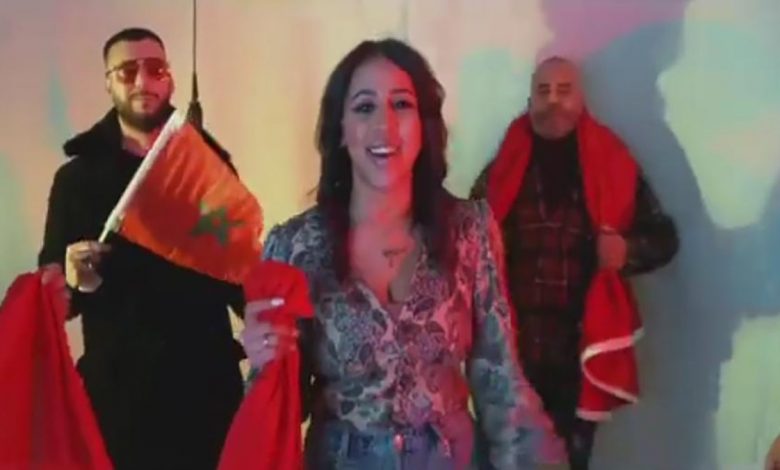 ” توحشت بلادي فتحوا الحدود ” : فنانين رفقة يوتيبرز بإسبانيا يبدعون في أغنية مغربية缩略图 ” توحشت بلادي فتحوا الحدود ” : فنانين رفقة يوتيبرز بإسبانيا يبدعون في أغنية مغربية缩略图