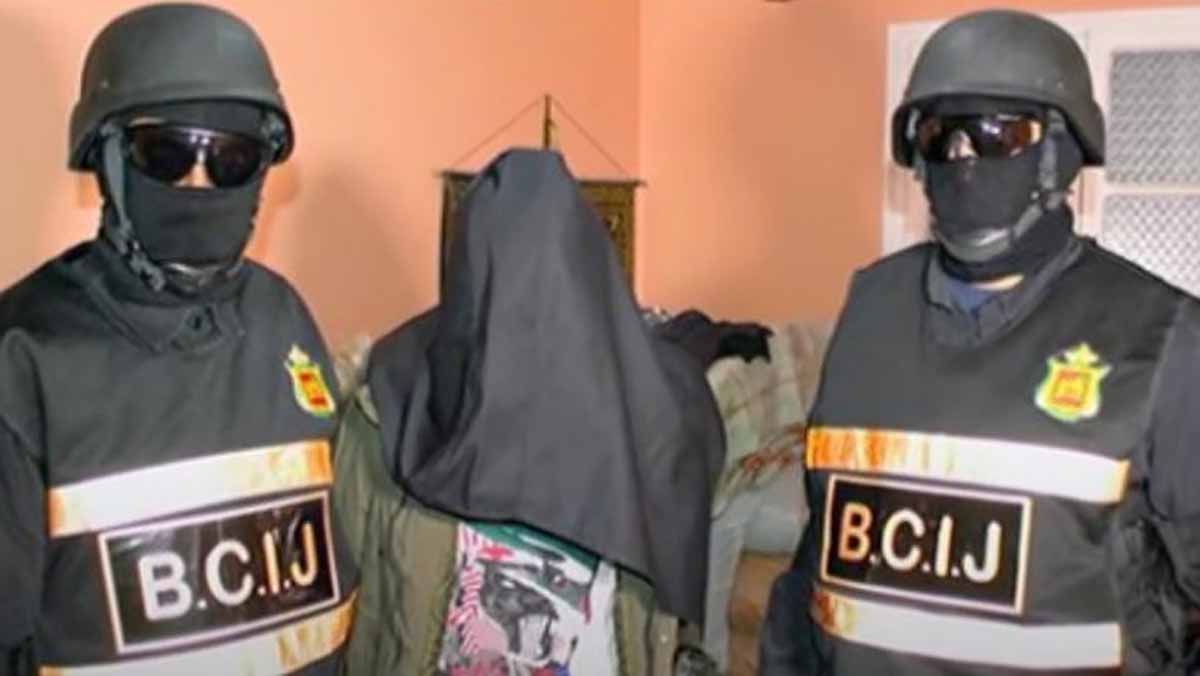 توقيف شخصين متشبعين بالفكر المتطرف للاشتباه في ارتباطهما بخلية إرهابية موالية لتنظيم “داعش”缩略图