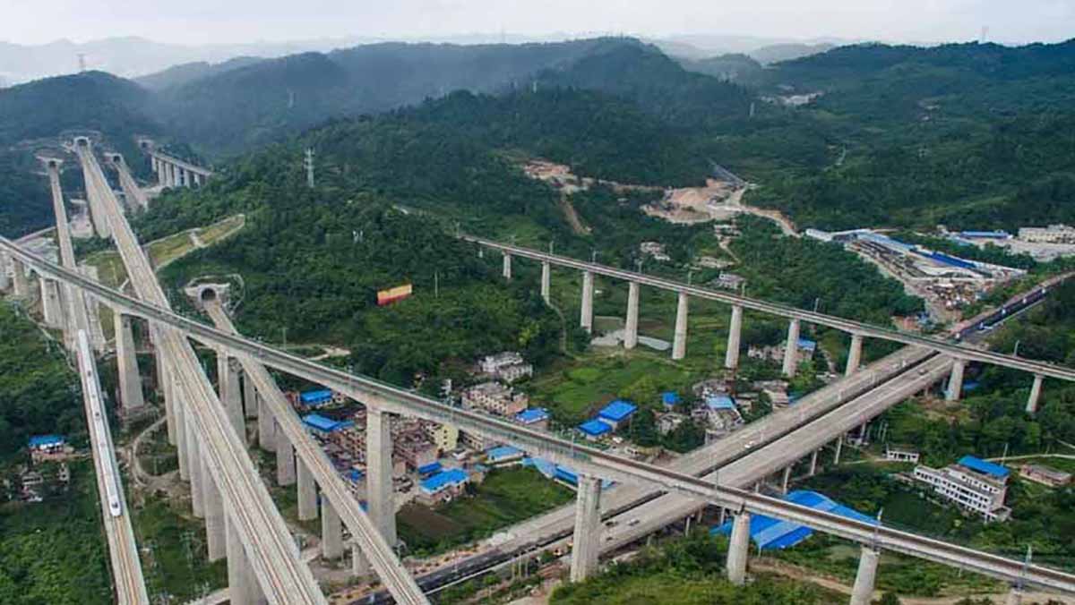 الصين توقع وثائق تعاونية لمبادرة “الحزام والطريق” مع 147 دولة و32 منظمة دولية من بينها المغرب..缩略图