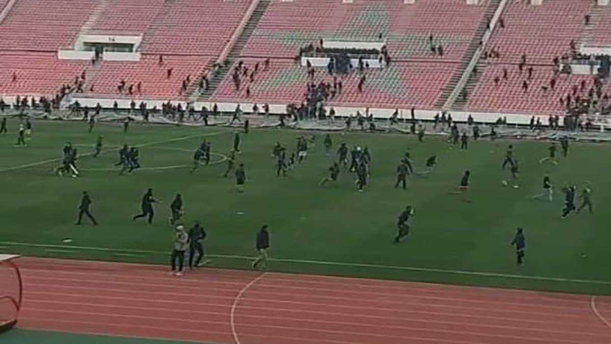 كأس العرش .. “الماص” يُقصي الجيش الملكي في قلب الرباط، ومواجهة عنيفة بين الجمهورين缩略图