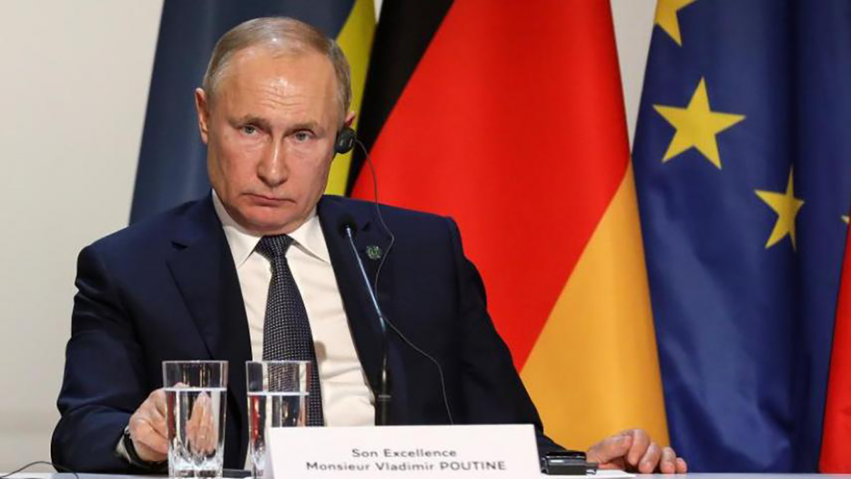 الرئيس الروسي فلاديمير بوتين في تصريح صحفي缩略图