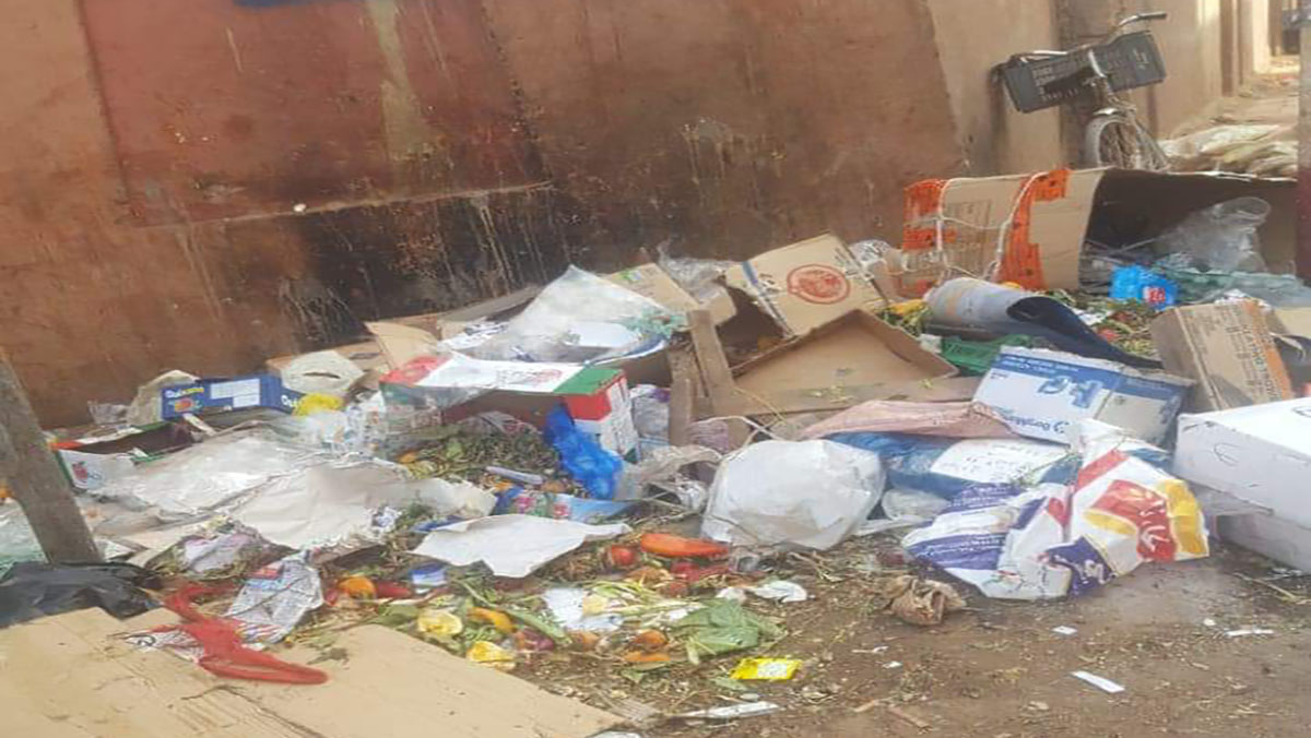 الرشيدية غارقة في الازبال والملكف بالقطاع في “دار غفلون”缩略图