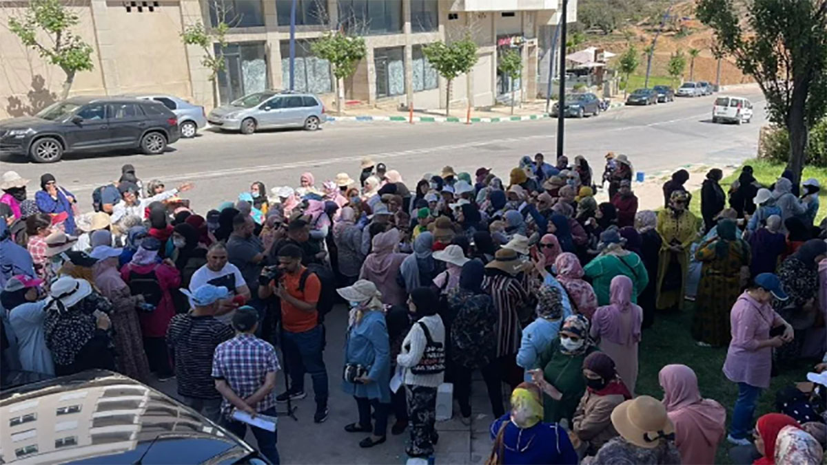 العمال المغاربة بسبتة يحتجون ضد فرض “الفيزا” لدخول الثغر المحتل缩略图