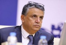 وزير يتاجر بدون حياء缩略图