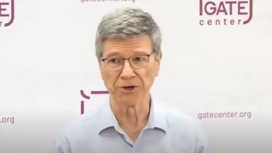 رئيس لجنة الفيروسات التاجية في مجلة “لانسيت” يشير إلى مصدر كورونا وسبب الأزمة الأوكرانية缩略图