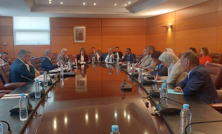 مجلس المستشارين يصادق بالإجماع على مشروع القانون رقم 30.22 المتعلق برخصة الأبوة والكفالة والرضاعة缩略图 مجلس المستشارين يصادق بالإجماع على مشروع القانون رقم 30.22 المتعلق برخصة الأبوة والكفالة والرضاعة缩略图