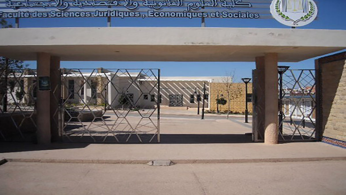 كلية الحقوق بوجدة: هل اتاك حديث الطالب الشهير بالالعاب الالكترونية؟؟ والوضع المبهم المتعلق بالامتحانات لسنة 2022缩略图