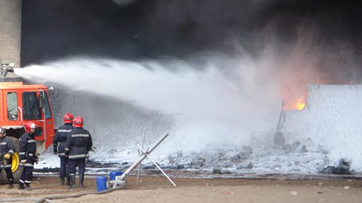 إخماد حريق اندلع بأحد أجنحة الحي الجامعي بوجدة缩略图