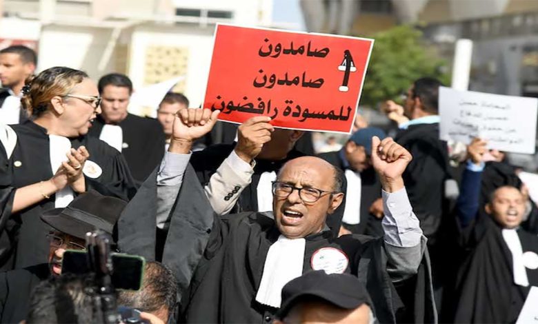 المحامون يصعدون ضد وهبي ويحملونه مسؤولية “الأزمات وحالة الاحتقان”缩略图 المحامون يصعدون ضد وهبي ويحملونه مسؤولية “الأزمات وحالة الاحتقان”缩略图