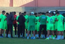 لاعبو المولدية الوجدية لعودون لحصصهم التدريبية بعد تدخل والي جهة الشرق缩略图