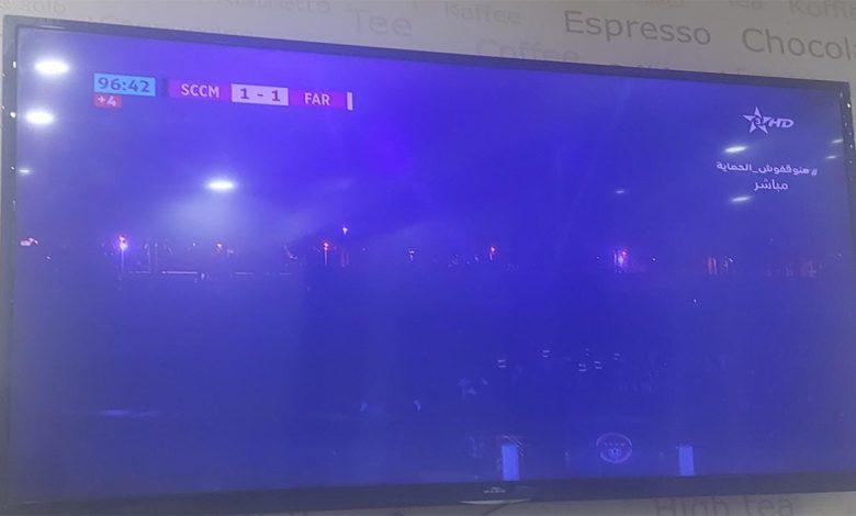 انقطاع الكهرباء في مباراة الجيش الملكي وشباب المحمدية缩略图 انقطاع الكهرباء في مباراة الجيش الملكي وشباب المحمدية缩略图