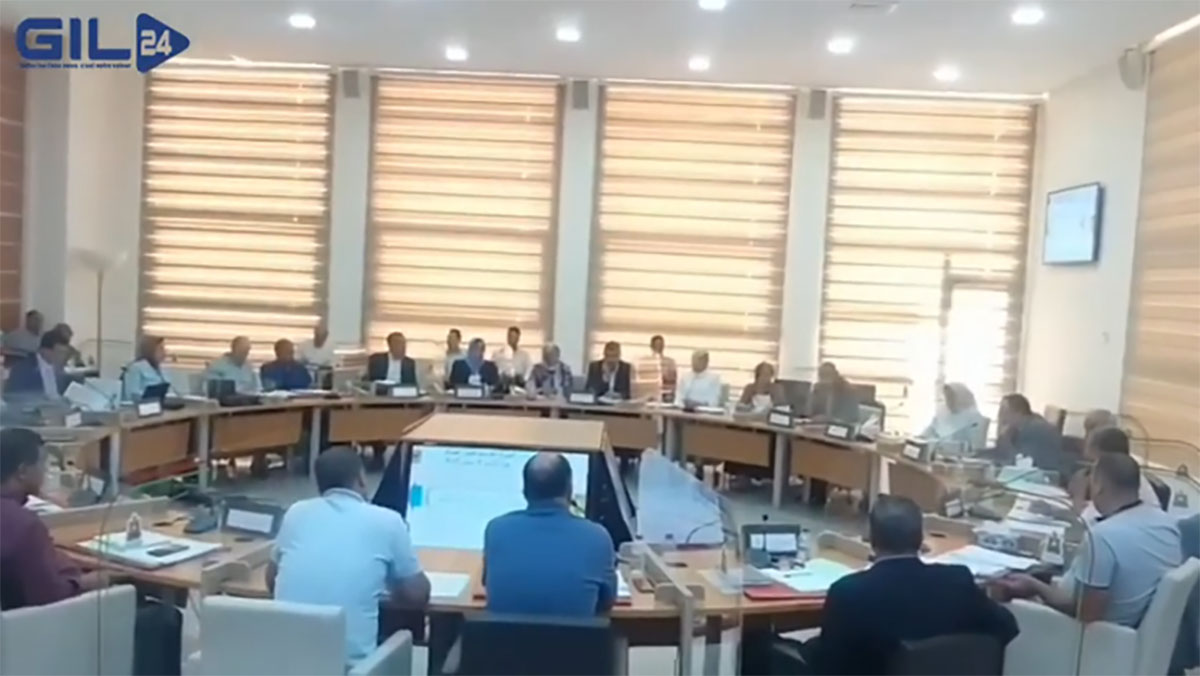 مجلس عمالة وجدة يضع نفسه رهن اشارة المواطنين لحل مشكل الماء￼缩略图