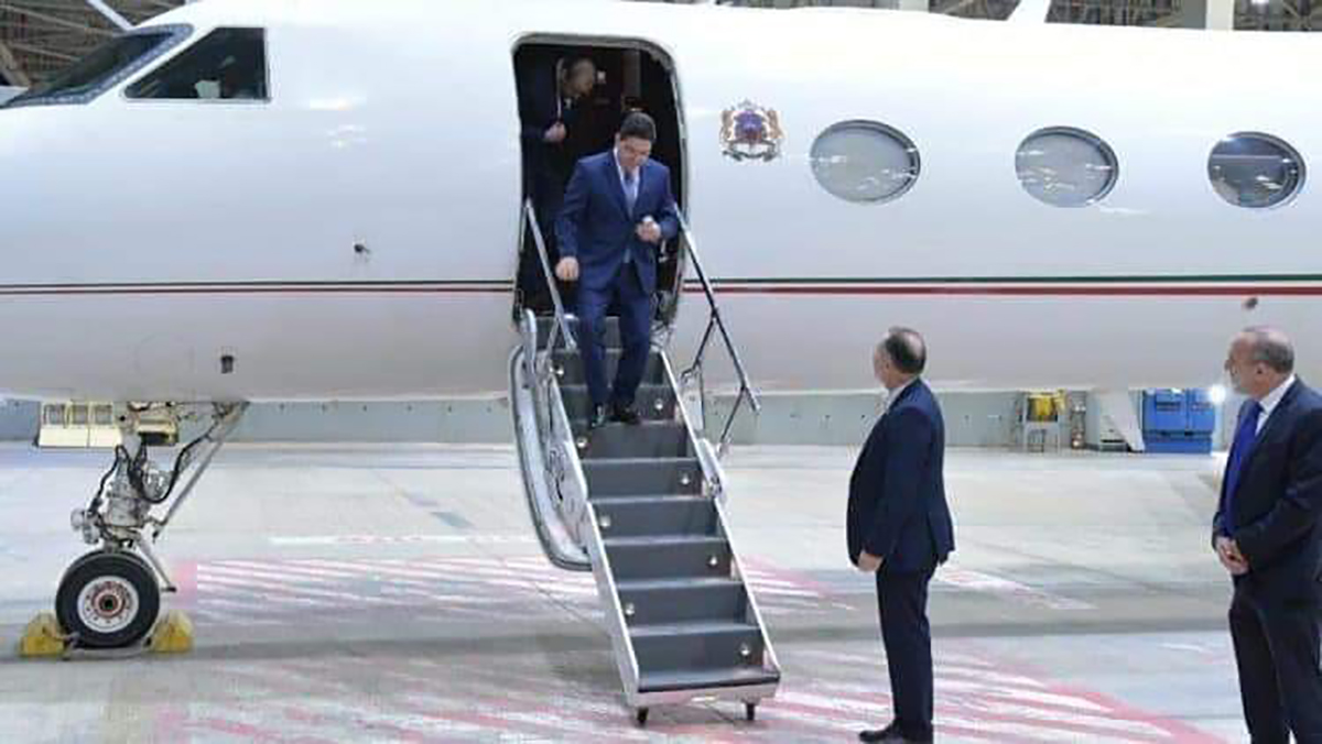 وزير خارجية المغرب يصل الجزائر لحضور اجتماع تحضيري قبل القمة العربية + فيديو缩略图