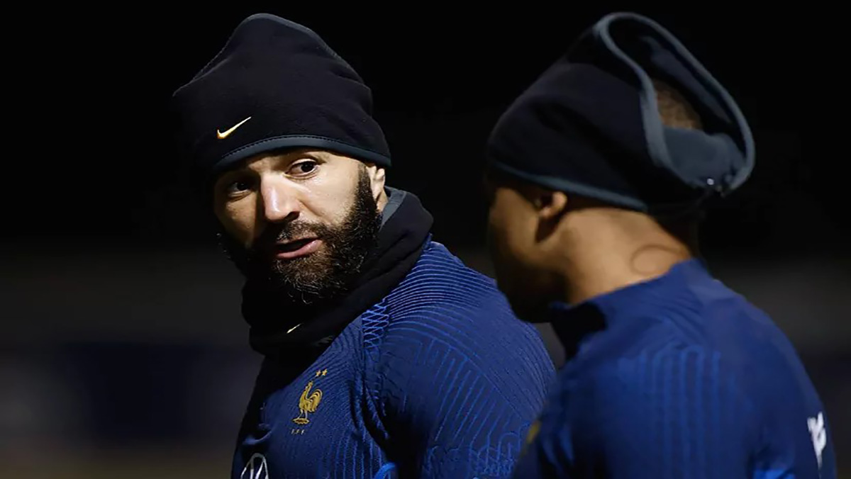 المونديال العنابي: بنزيمة يغادر مران المنتخب الفرنسي.缩略图