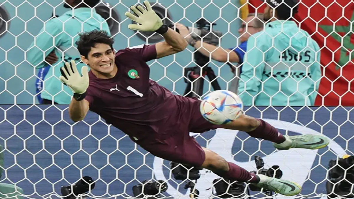 ياسين بونو يحتل المرتبة الثالثة في ترتيب أحسن حراس المرمى في العالم缩略图