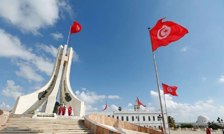 تونس.. توقف نشاط المؤسسات الصيدلية الموزعة للأدوية بالجملة بكامل الجمهورية缩略图 تونس.. توقف نشاط المؤسسات الصيدلية الموزعة للأدوية بالجملة بكامل الجمهورية缩略图