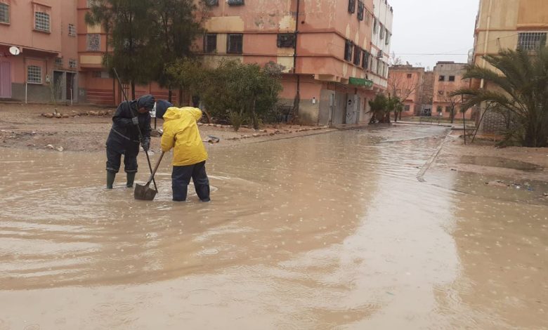 جماعة الرشيدية تطلق النار على مكتب الماء بسبب اختلالات قنوات تطهير السائل!缩略图 جماعة الرشيدية تطلق النار على مكتب الماء بسبب اختلالات قنوات تطهير السائل!缩略图