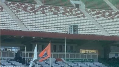 في مباراته ضد شبيبة القبائل الوداد البيضاوي يسقط العلم الجزائري بقوة القانون.缩略图