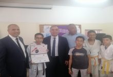 شفيق الكتاني، ومبارك شنيور يمنحان لقب سفير الأمل للجيدو بالمغرب للبطل براء كنفودي缩略图