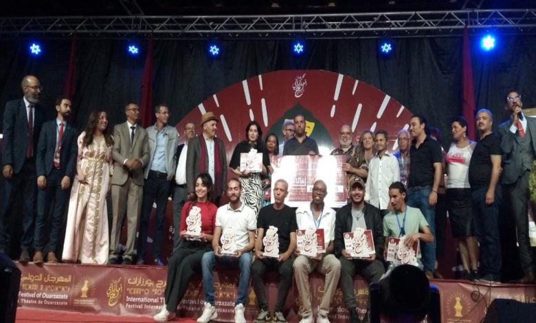 الجائزة الكبرى لمسرحي (الروبة) للمخرج التونسي حمادي الوهابي لمركز الفنون الدرامية والركحية بالقيروان من تونس缩略图 الجائزة الكبرى لمسرحي (الروبة) للمخرج التونسي حمادي الوهابي لمركز الفنون الدرامية والركحية بالقيروان من تونس缩略图